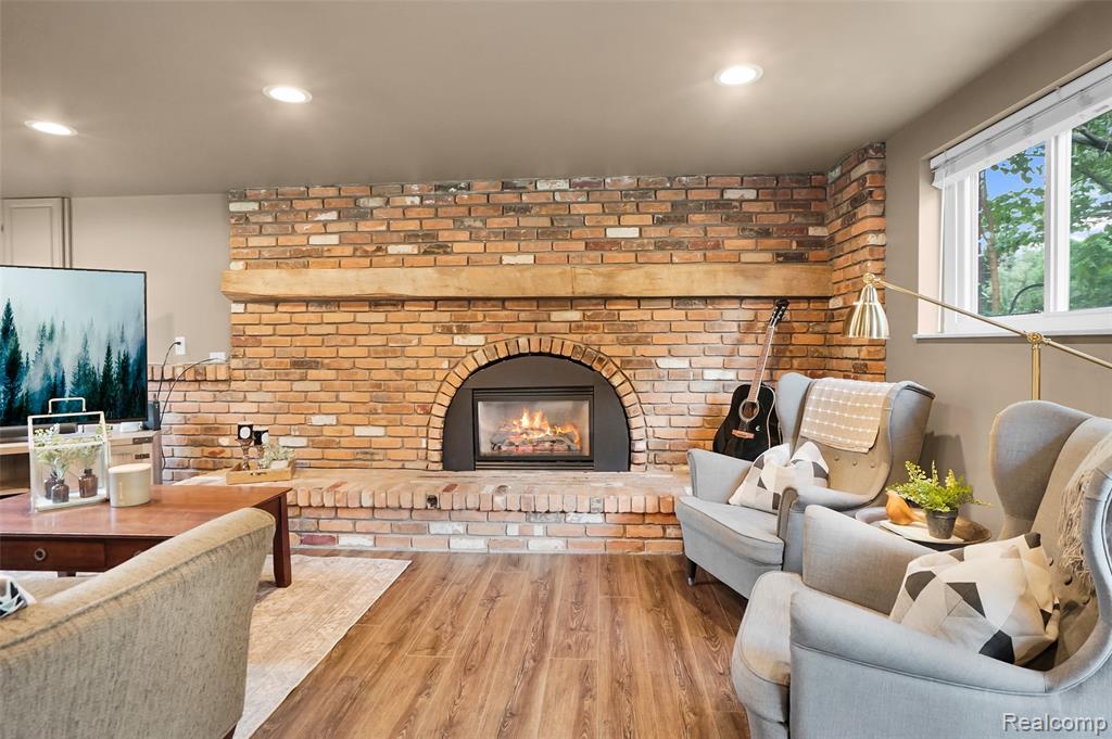 9851 Atwood Drive, South Lyon, MI 48178 — Photo 27