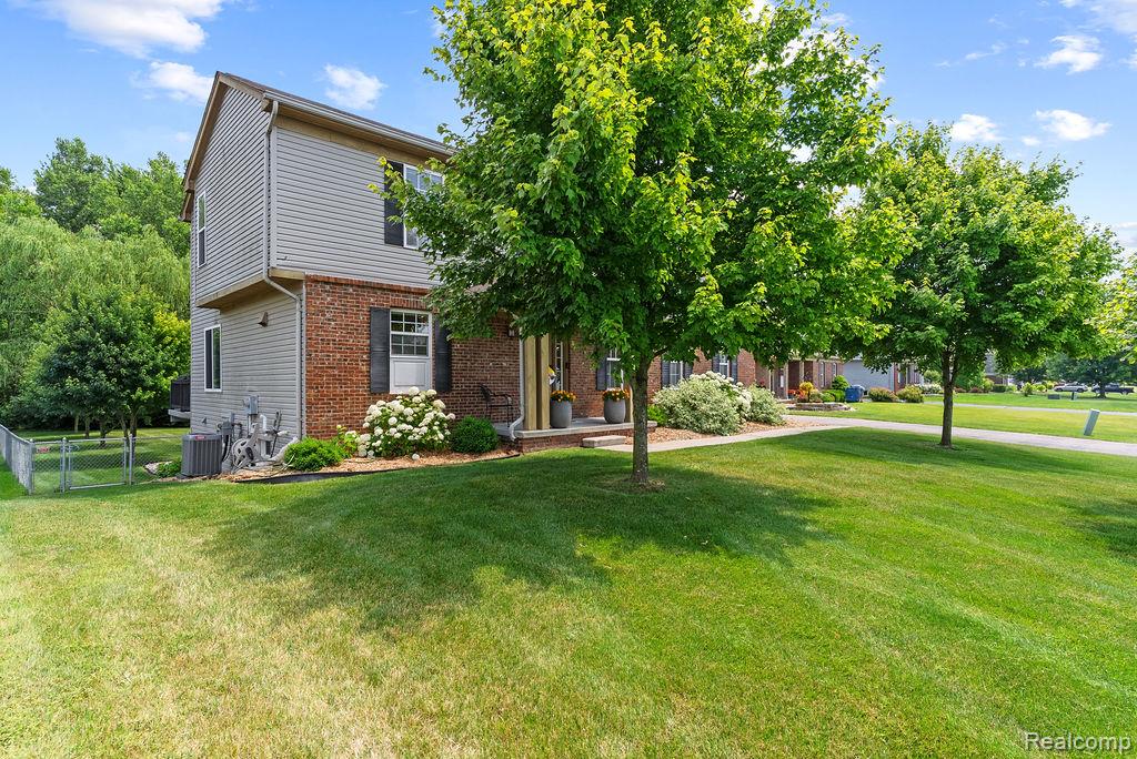 8183 Loon Lane, Grand Blanc, MI 48439 — Photo 4