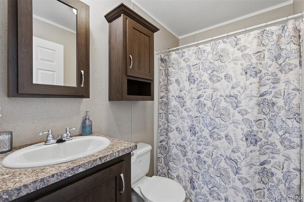 92 Normandy Drive, Howell, MI 48843 — Photo 16