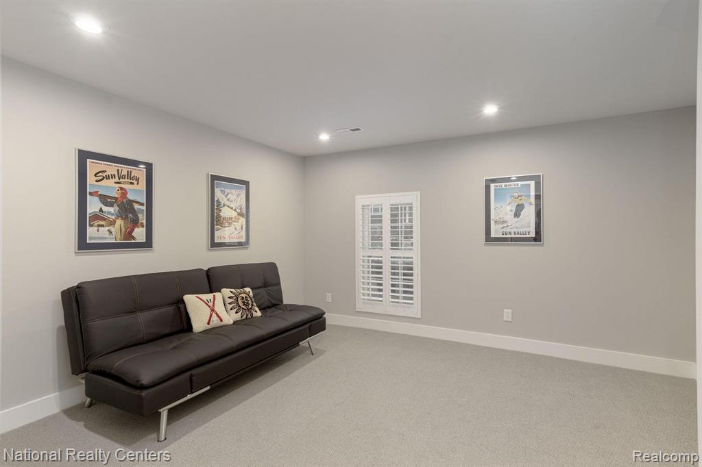 211 Sydney Court, Plymouth, MI 48170 — Photo 38