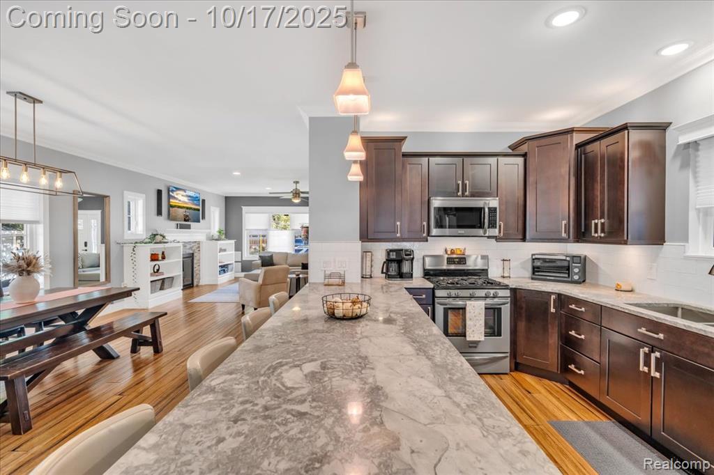 818 Longfellow Avenue, Royal Oak, MI 48067 — Photo 23