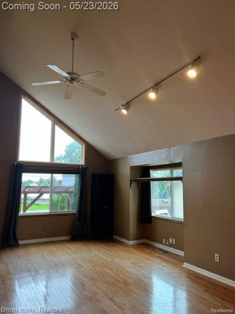 1465 BEACHLAND Boulevard, Keego Harbor, MI 48320 — Photo 8