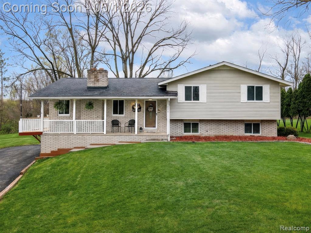 771 Edgewood Drive, Rochester, MI 48306 — front exterior