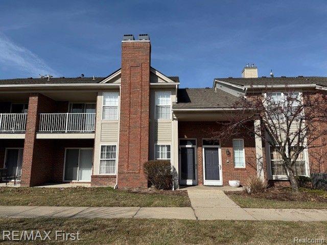 43195 WOODBRIDGE Drive, Clinton Twp, MI 48038 — front exterior