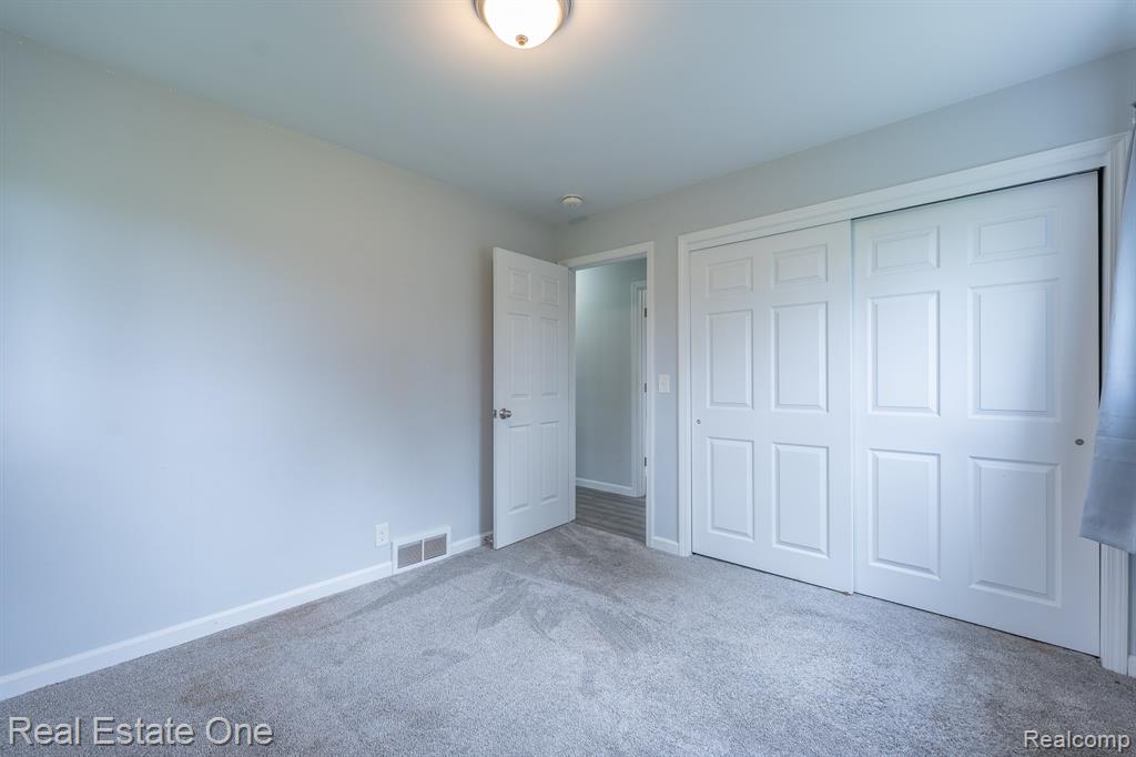 735 Columbiaville Road, Columbiaville, MI 48421 — Photo 18