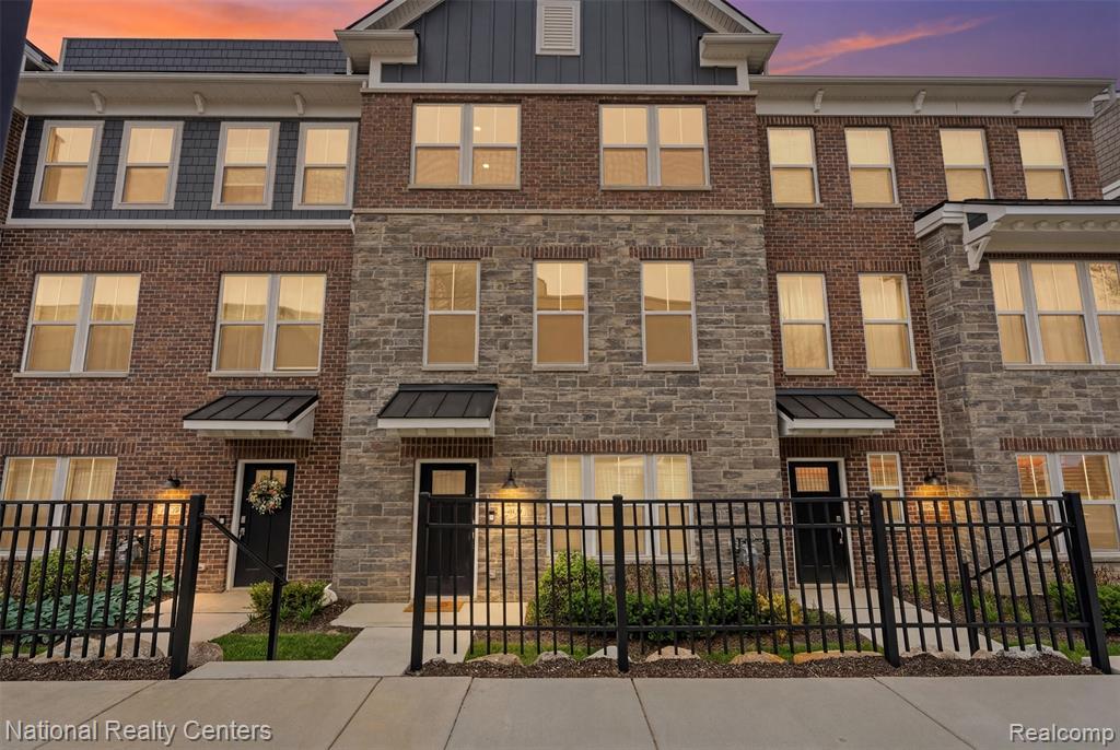 43034 Atwood Avenue, Novi, MI — Photo 36