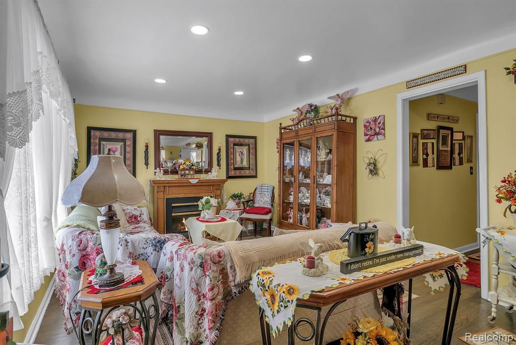 1582 Chandler Avenue, Lincoln Park, MI 48146 — Photo 3