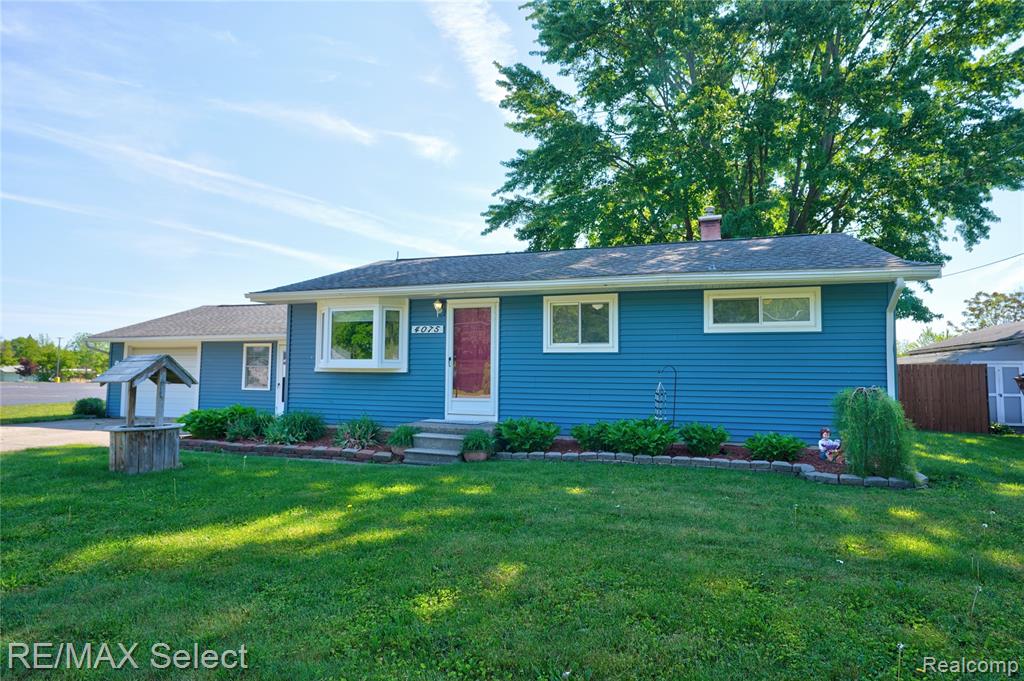 4075 Bristolwood Drive, Flint, MI 48507 — Photo 12