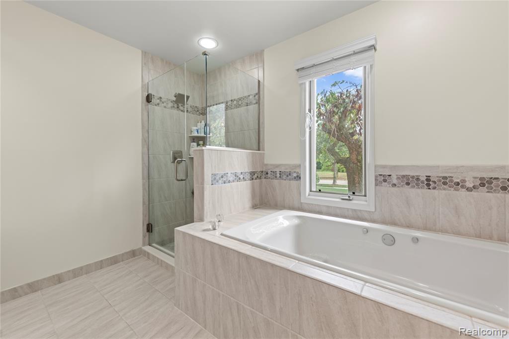5143 Saffron Drive, Troy, MI 48085 — Photo 13