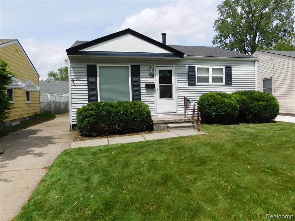 87 E DALLAS Avenue, Madison Heights, MI 48071 — front exterior