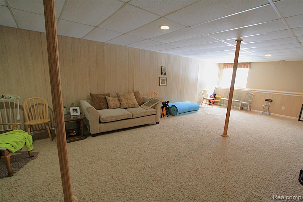 5942 Augusta Lane, Grand Blanc, MI 48439 — Photo 27