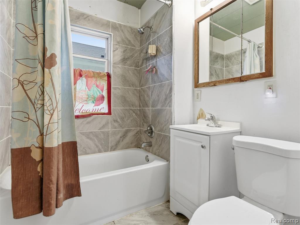 42 Pingree Avenue, Pontiac, MI 48342 — Photo 13