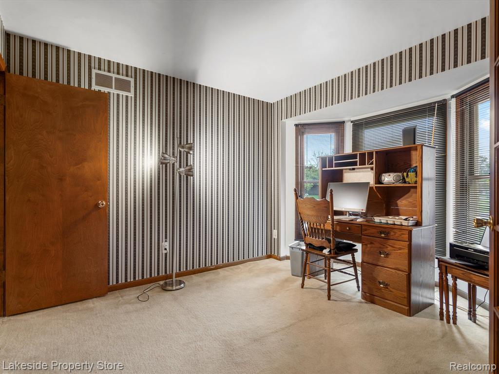 46710 GADWALL Drive, Macomb, MI 48044 — Photo 12