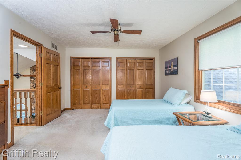 8123 Baypointe Drive, Brighton, MI 48114 — Photo 27
