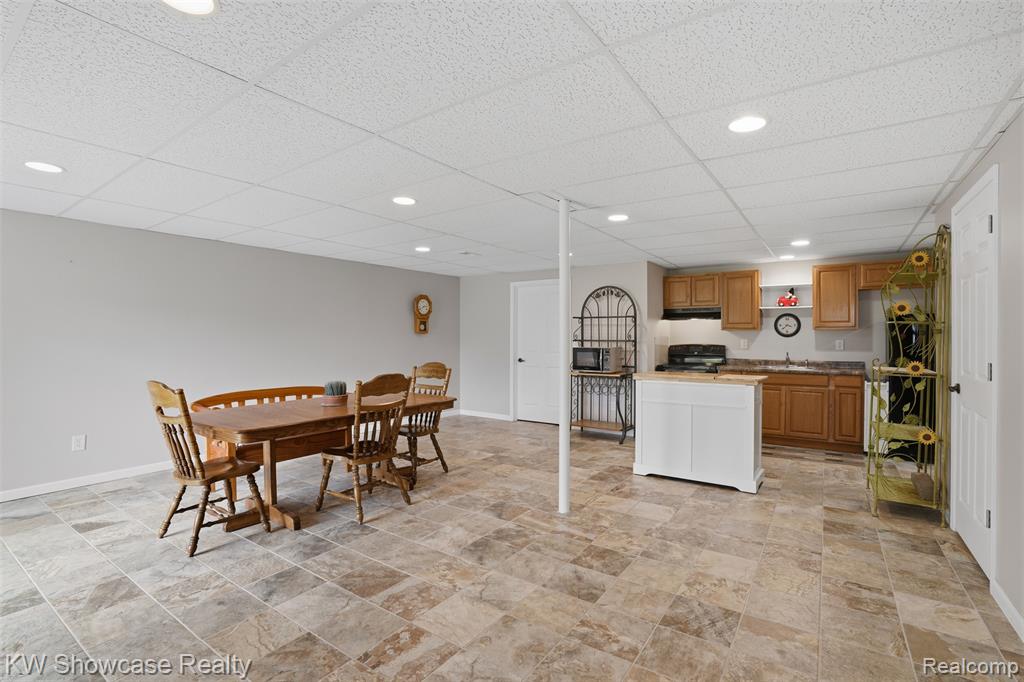 2185 Arapahoe Basin, White Lake, MI 48383 — Photo 25