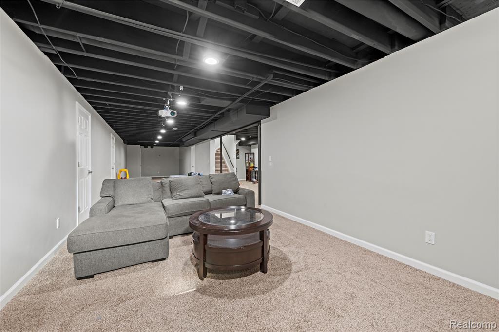 5143 Saffron Drive, Troy, MI 48085 — Photo 33