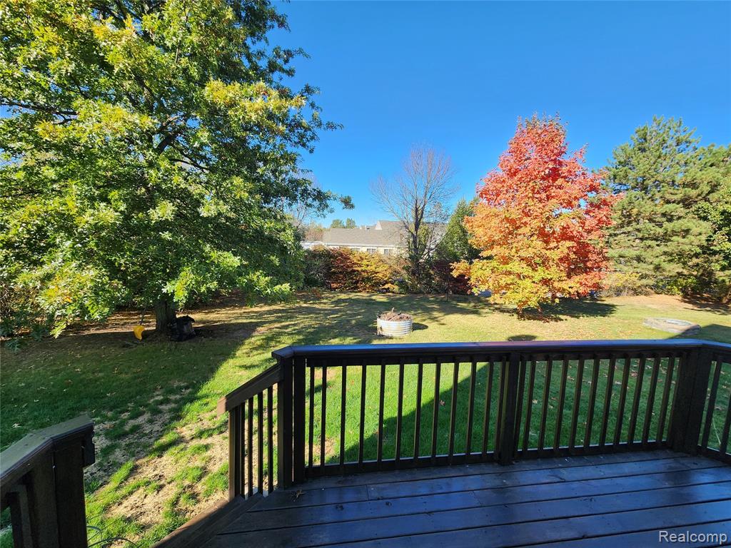 5184 Meadow Crest Circle, Holly, MI 48442 — Photo 35