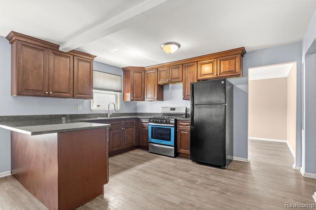 4033 AGNES Avenue, Lincoln Park, MI 48146 — Photo 16