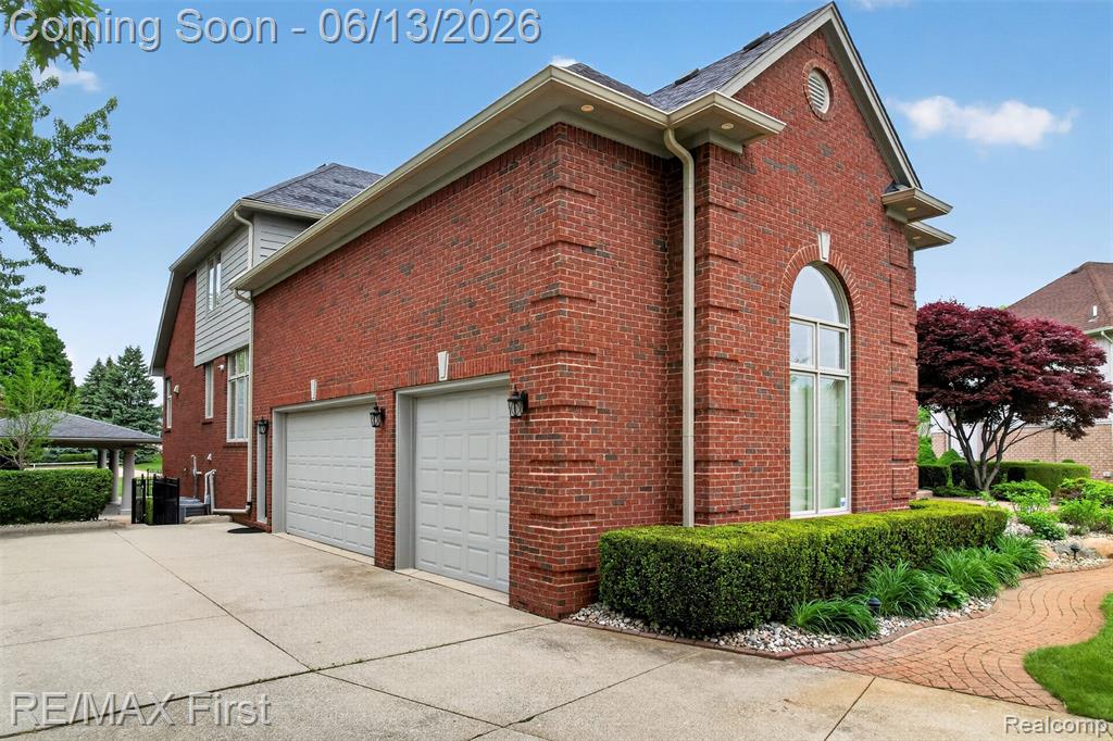 13800 Berryknoll Drive, Shelby Twp, MI 48315 — Photo 46
