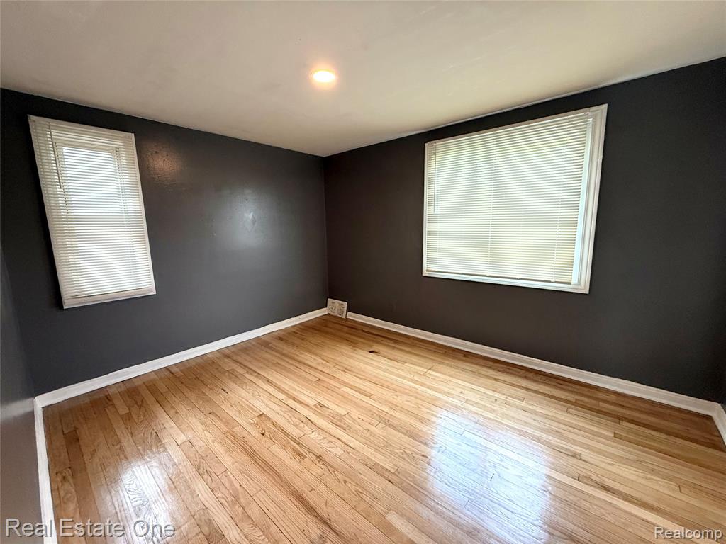 9150 Saint Marys Street, Detroit, MI 48228 — Photo 7