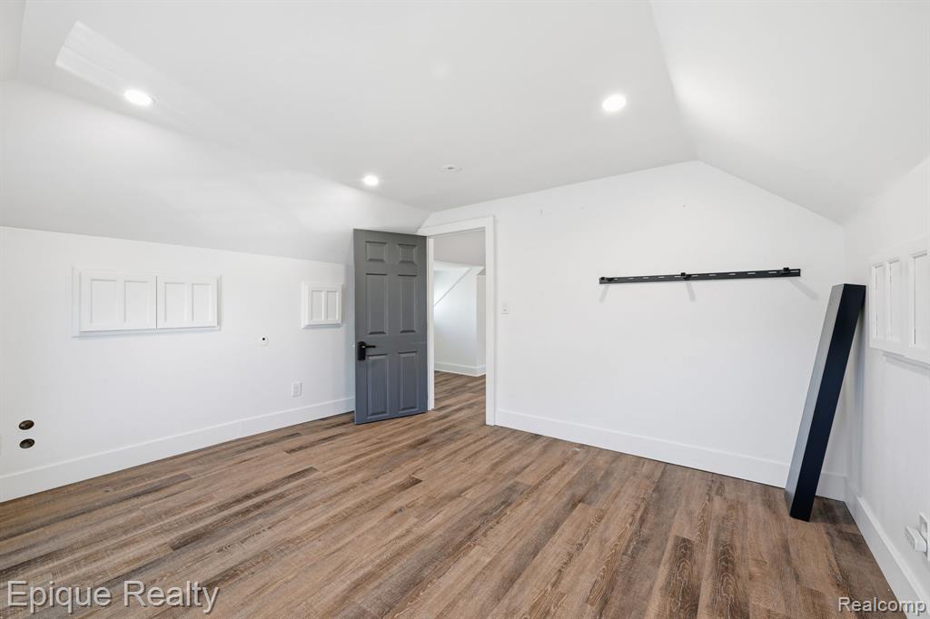 33432 Oakland Street, Farmington, MI 48335 — Photo 40