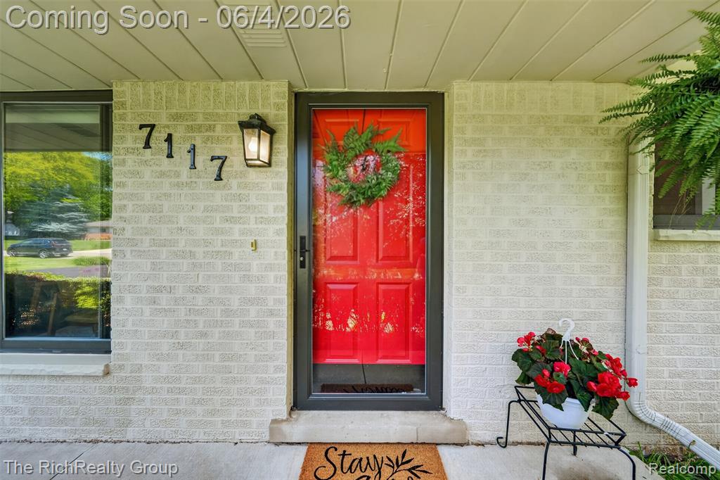7117 Ward Eagle Drive, West Bloomfield, MI — Photo 6