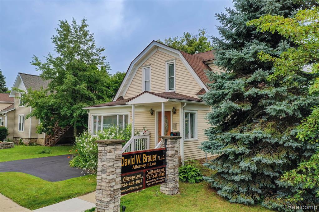 515 E GRAND RIVER Avenue, Howell, MI 48843 — Photo 6