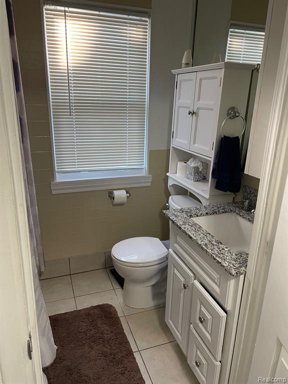 8439 Harding Street, Center Line, MI 48015 — Photo 11