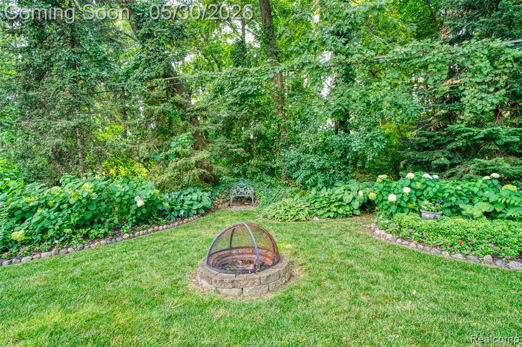 2172 Devonshire Road, Bloomfield Hills, MI 48302 — Photo 41