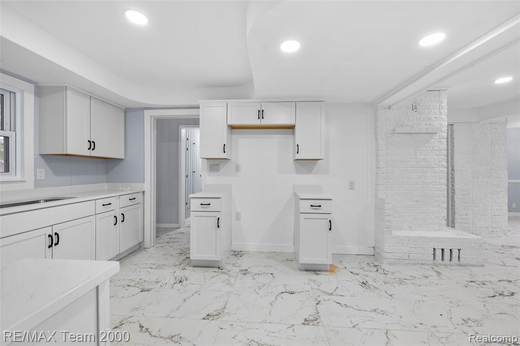 33101 Donnelly Street, Garden City, MI — Photo 12