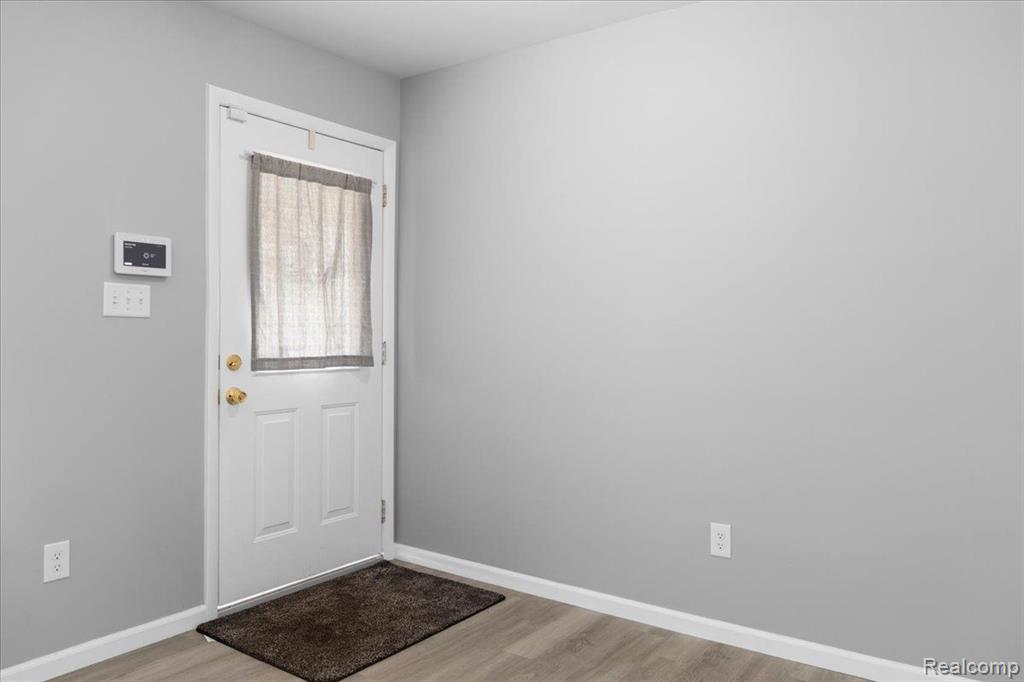 781 Scottwood Street, Pontiac, MI 48340 — Photo 17