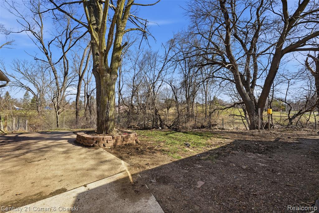 543 McMunn Street, South Lyon, MI 48178 — Photo 22