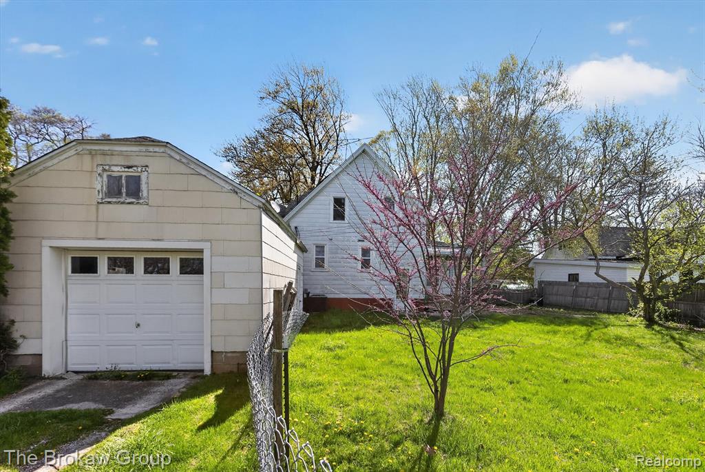 2095 Liberty Street, Fairgrove, MI 48733 — Photo 44