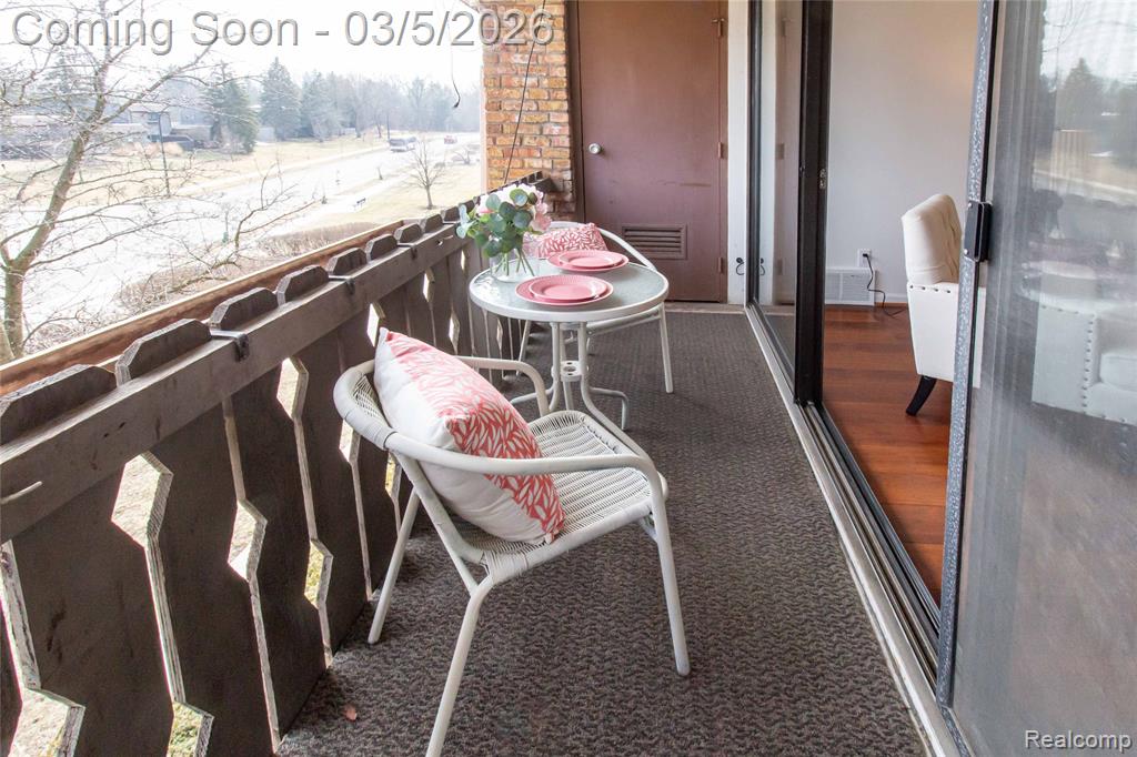 2104 Pauline Boulevard, 305, Ann Arbor, MI 48103 — Photo 29