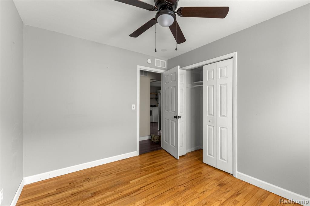 4516 Edgewood Street, Dearborn Heights, MI 48125 — Photo 20