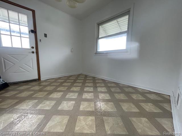 6564 N Waverly Street, Dearborn Heights, MI 48127 — Photo 11