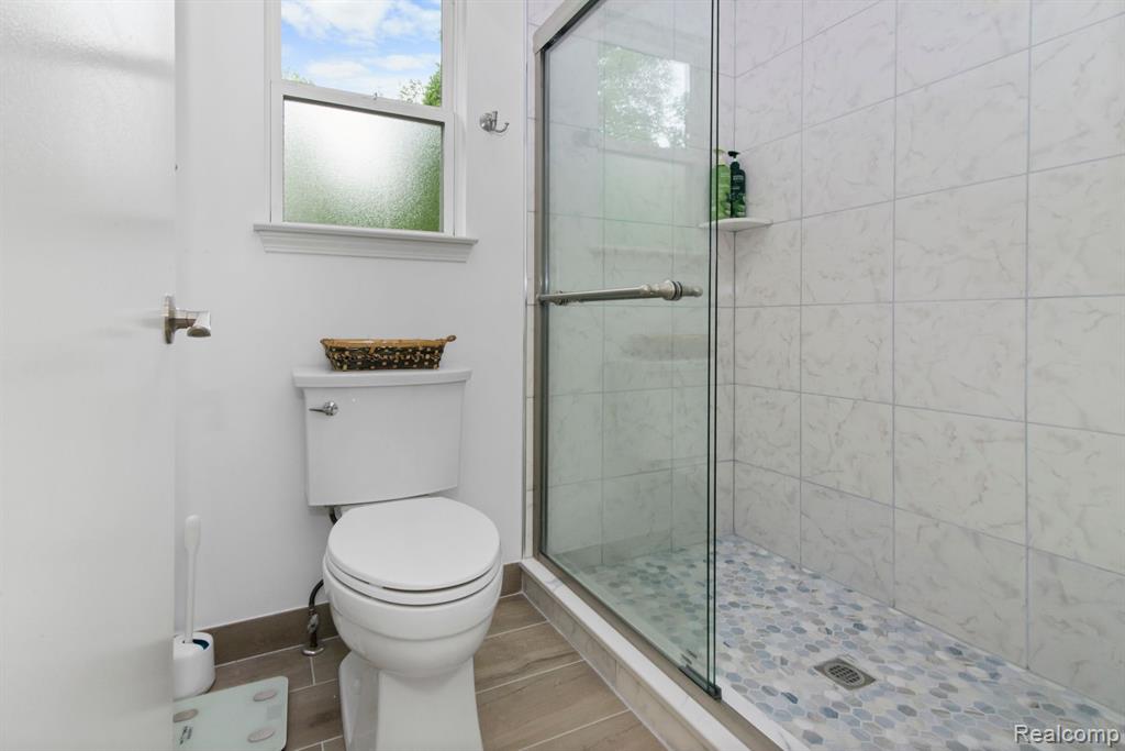3251 DUNWOODIE Road, Ann Arbor, MI 48105 — Photo 42
