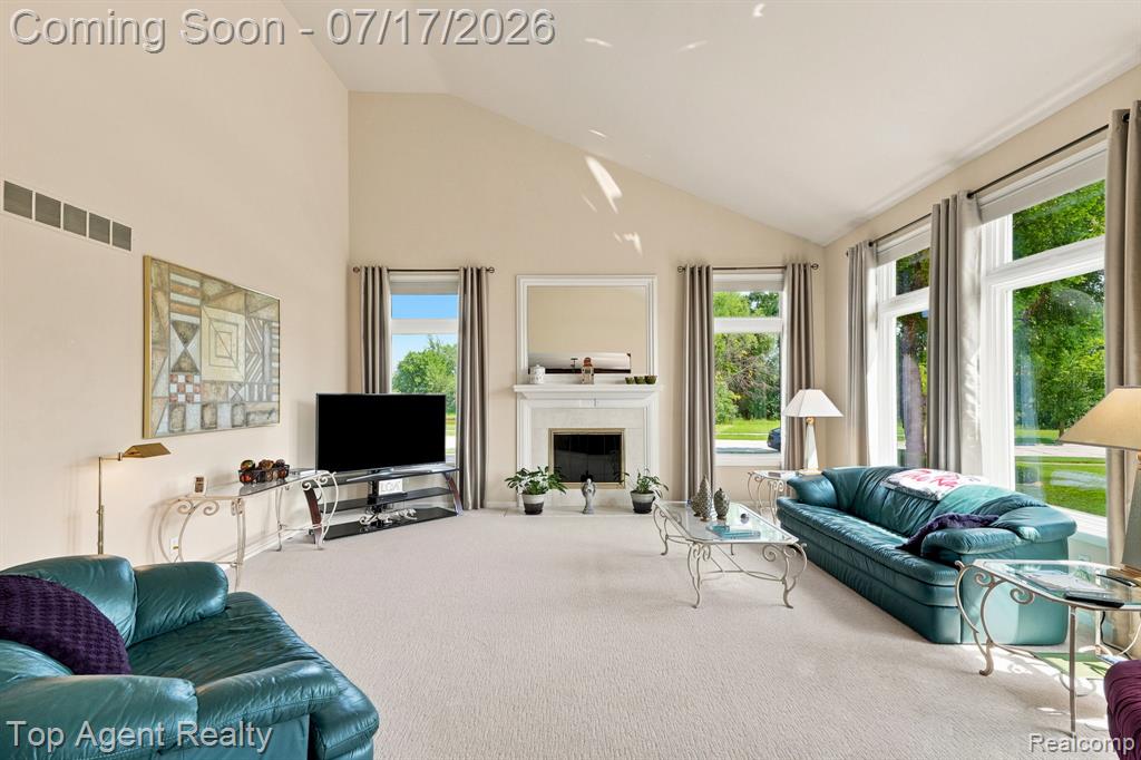42316 Locklin Drive, Sterling Heights, MI 48314 — Photo 19
