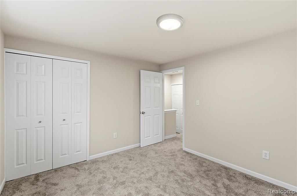 45311 Kensington St., Utica, MI 48317 — Photo 13