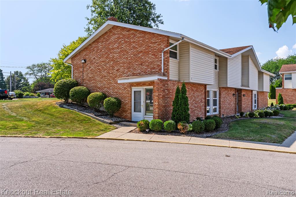 700 E Genesee Street, 1, Frankenmuth, MI 48734 — Photo 3