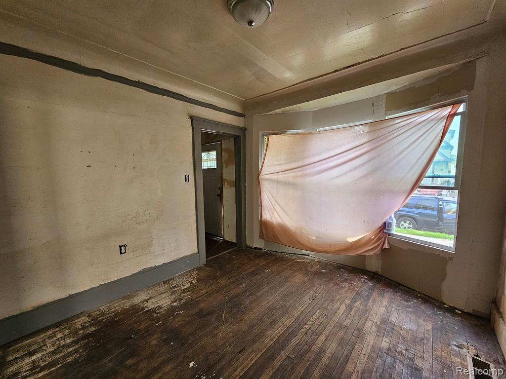 8379 WHITTAKER Street, Detroit, MI 48209 — Photo 12