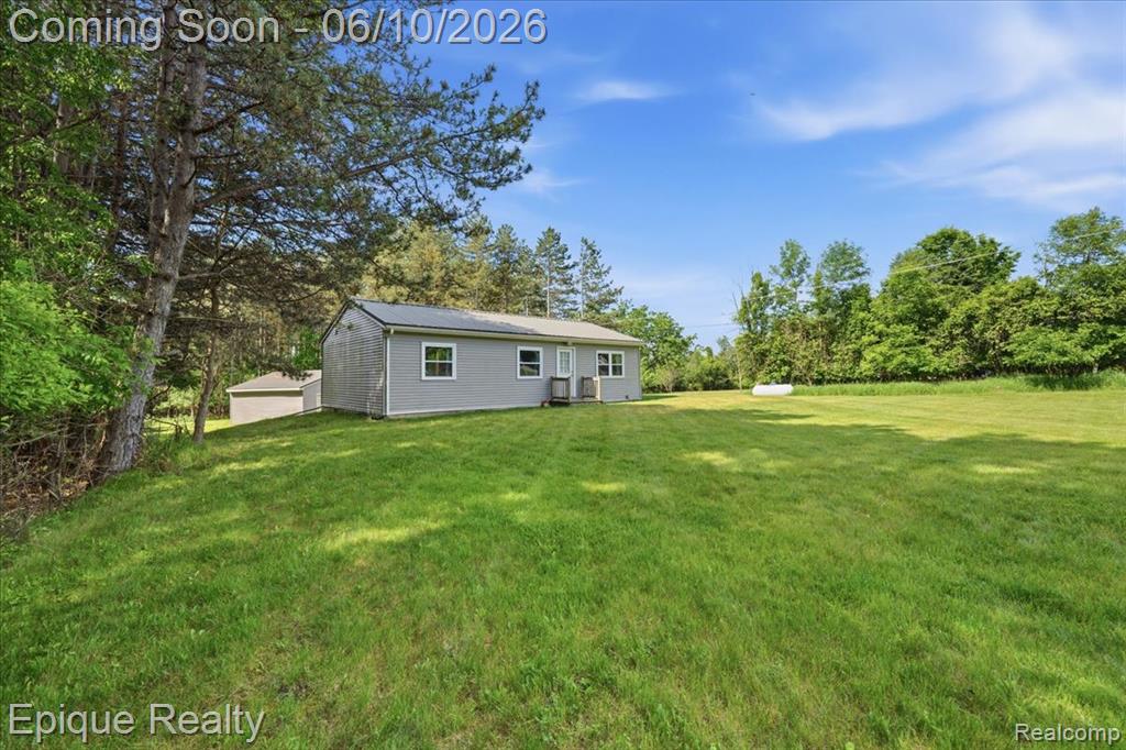 12272 E Mount Morris Road, Davison, MI 48423 — Photo 3