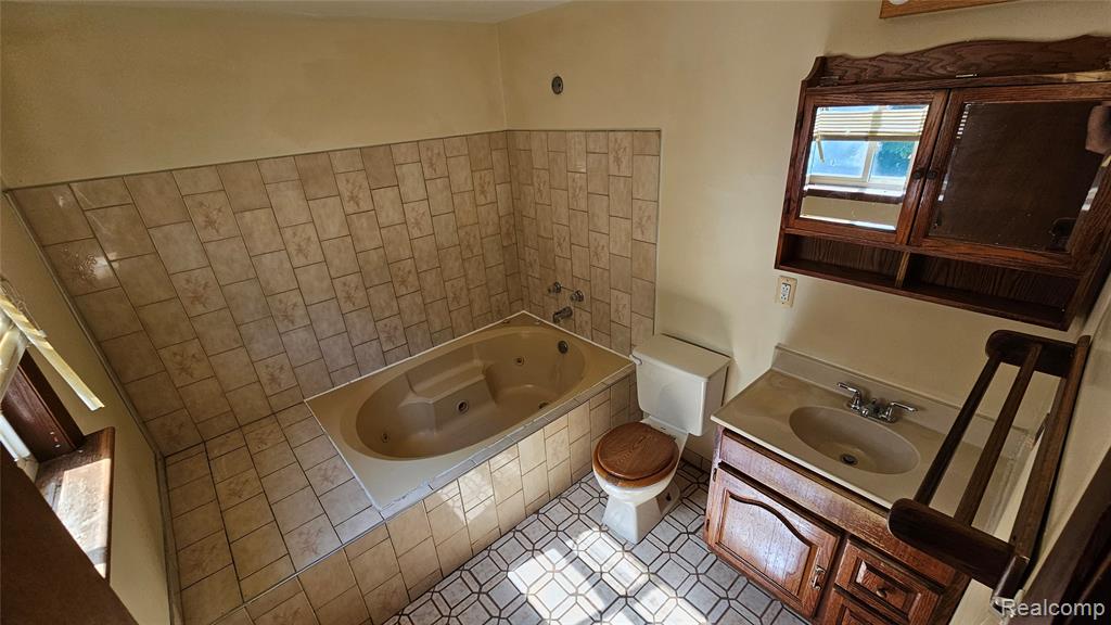 6303 Grandmont Avenue, Detroit, MI 48228 — Photo 16