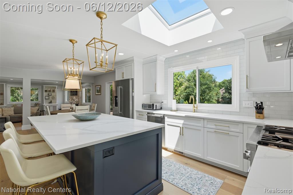 46490 Rockledge Drive, Plymouth, MI 48170 — Photo 14