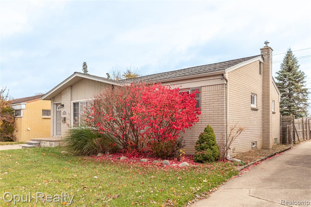 8234 Perrin Avenue, Westland, MI — Photo 28