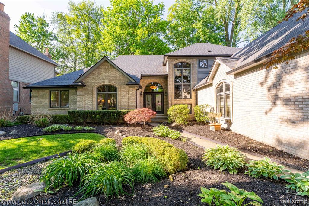 14281 Bournemuth Drive, Utica, MI 48315 — Photo 7