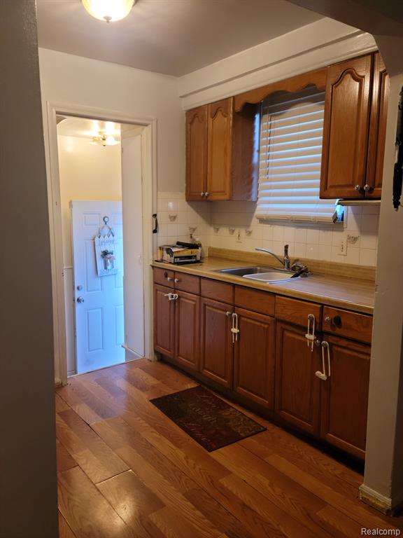 7637 LAMPHERE, Redford, MI 48239 — Photo 11