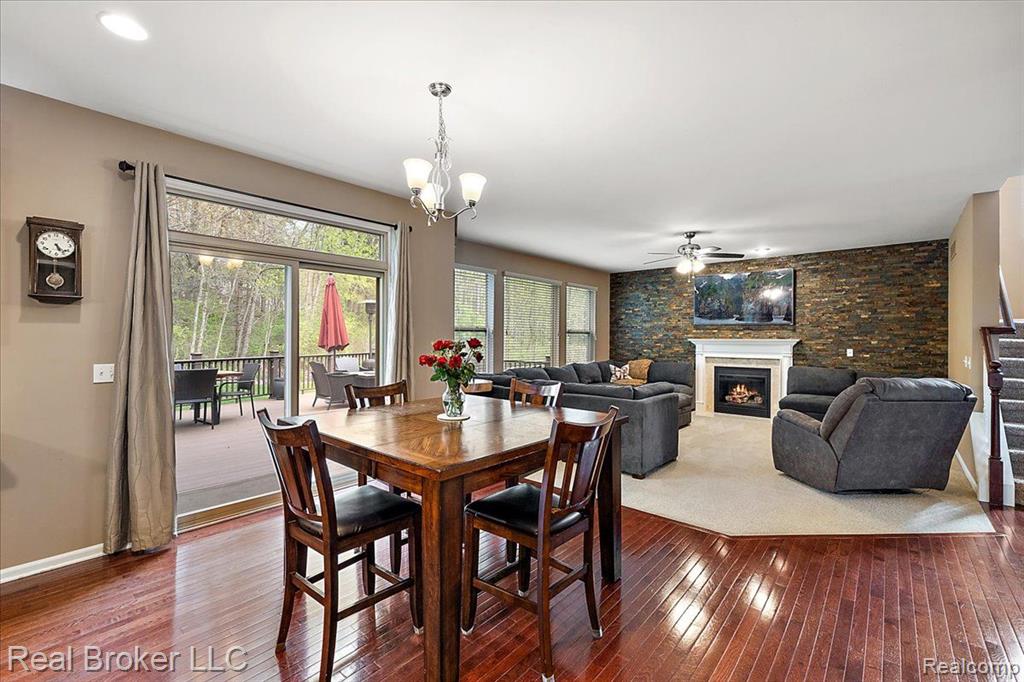 5633 GOLF POINTE Drive, Clarkston, MI 48348 — Photo 39