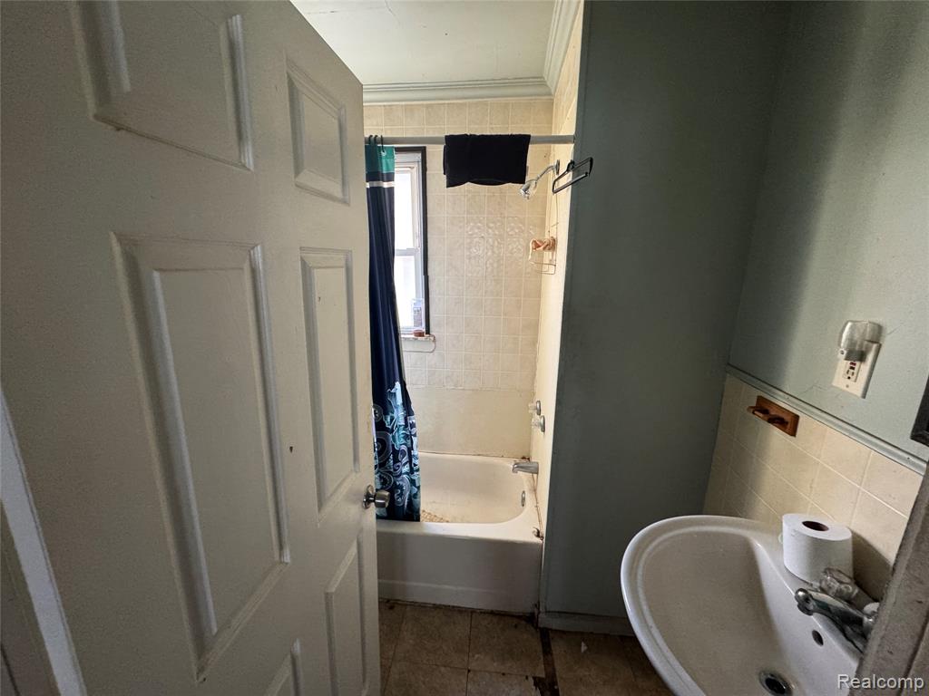 4005 Moore Street, Inkster, MI 48141 — Photo 7