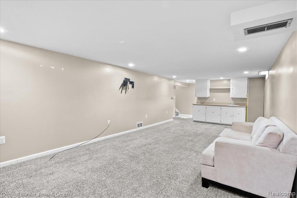 4820 Burchfield Avenue, Lansing, MI 48910 — Photo 19